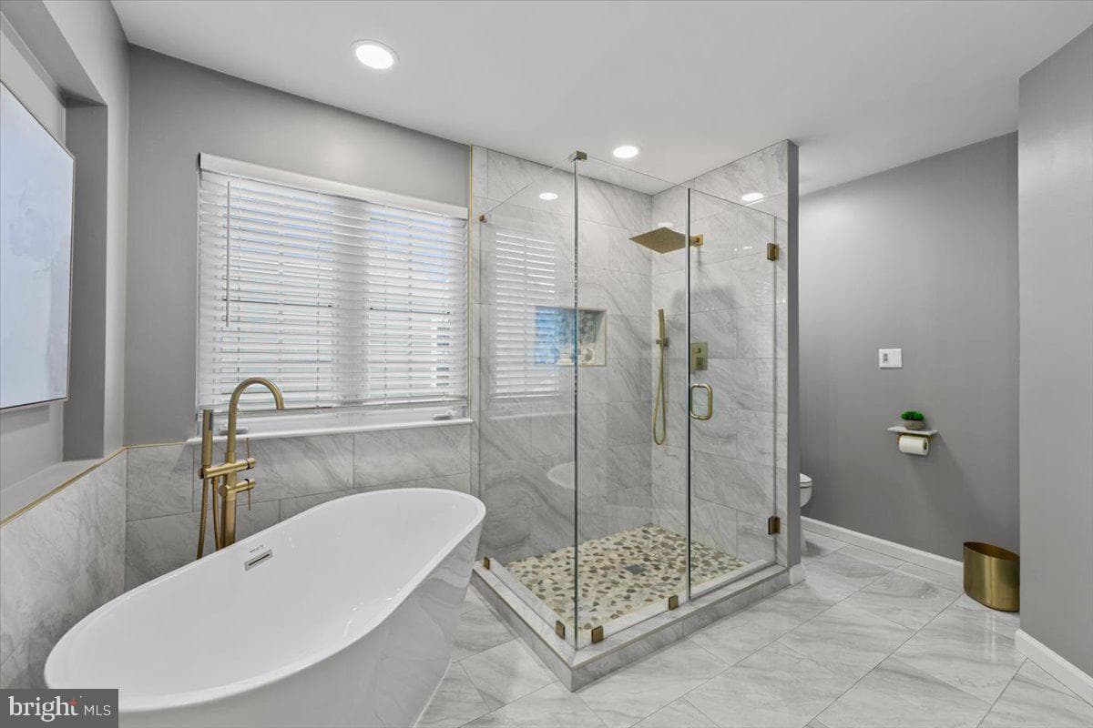 8140 Tillinghast Lane photo 32