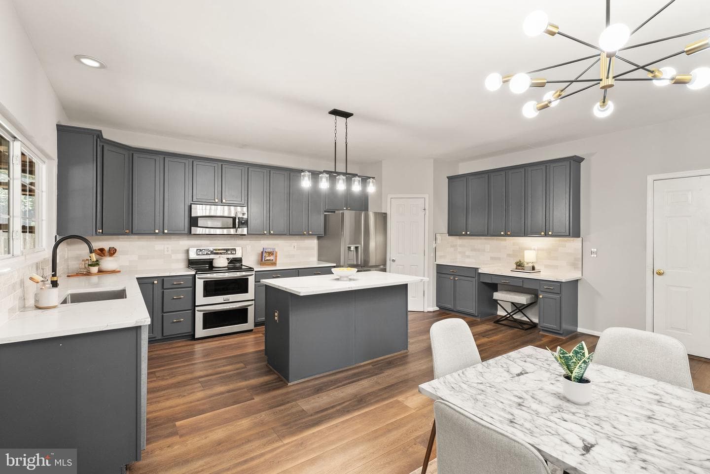 12328 Grimsby Lane photo 19