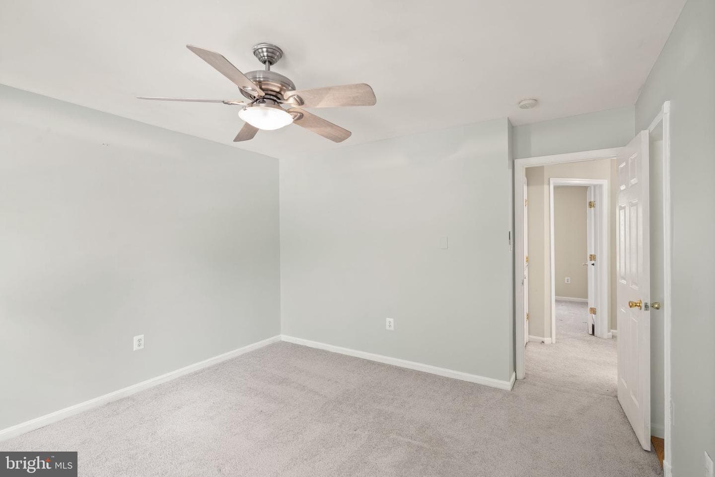 12328 Grimsby Lane photo 40