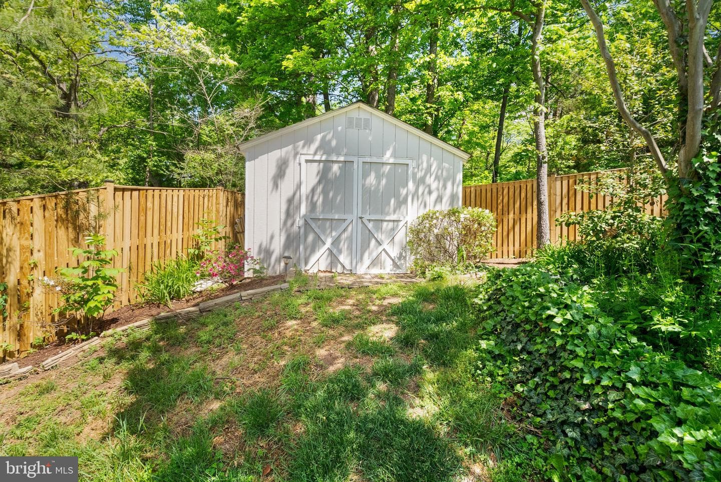 12328 Grimsby Lane photo 58