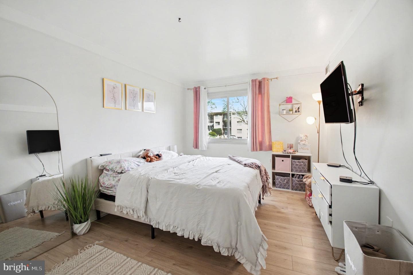 1604 Renate #t1 photo 19