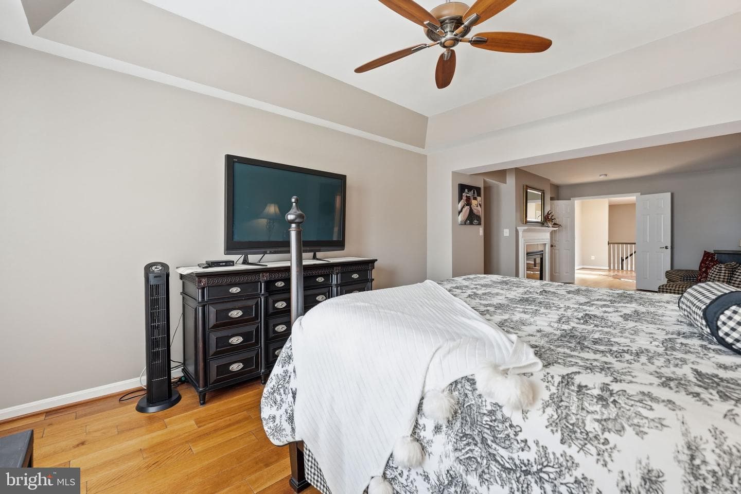 713 Belmont Bay Drive photo 40