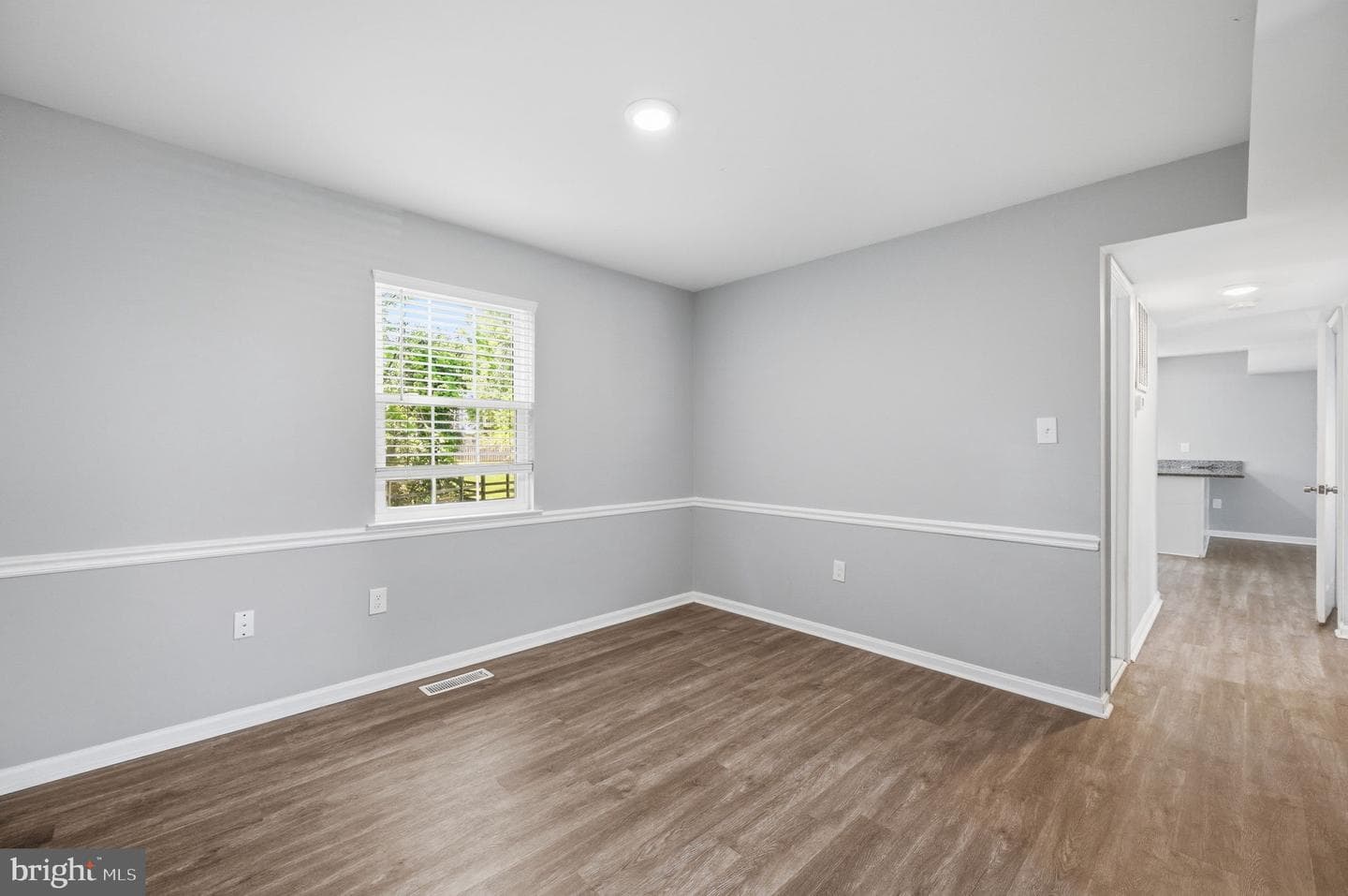 6079 Ponhill Dr photo 21