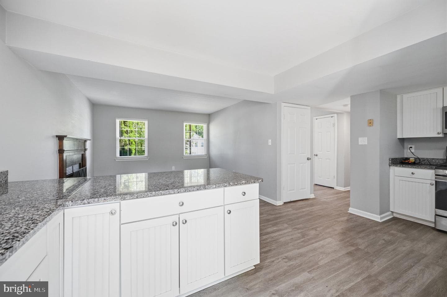 6079 Ponhill Dr photo 27