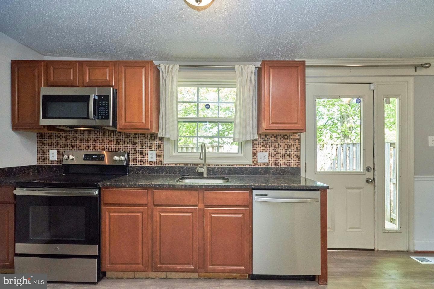 3242 Wyndale Court photo 13