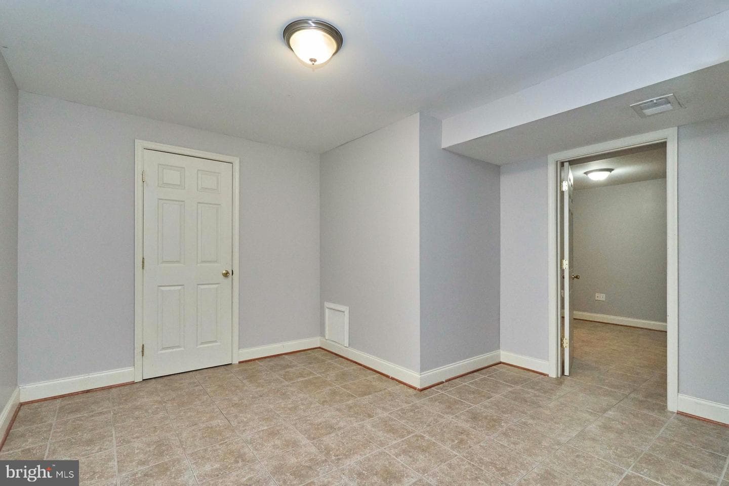 3242 Wyndale Court photo 24