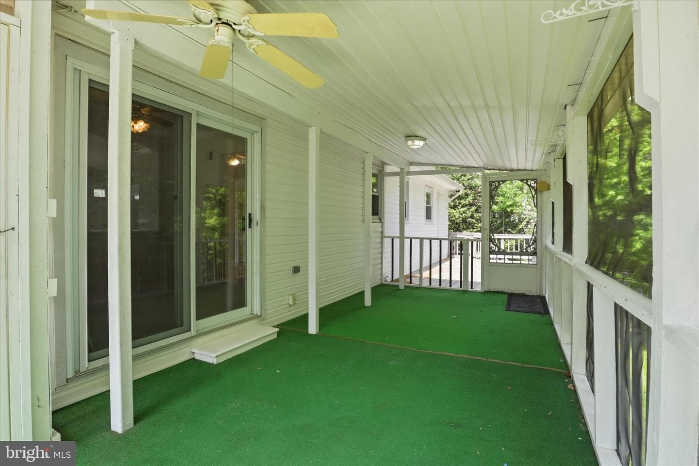 4219 Evergreen Drive photo 12