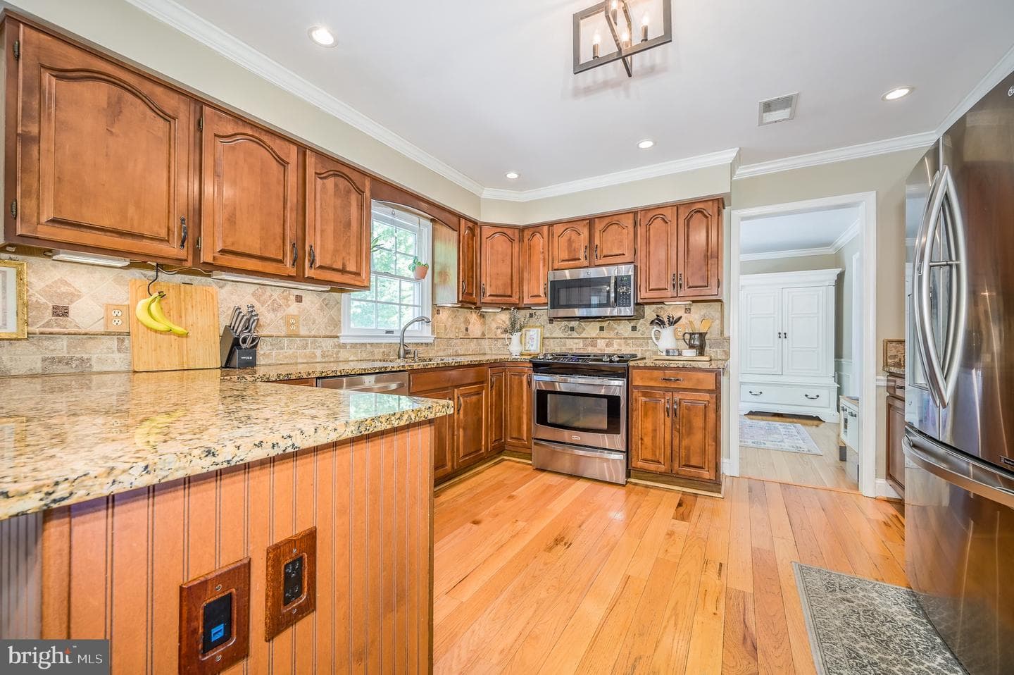 16087 Olmstead Lane photo 12