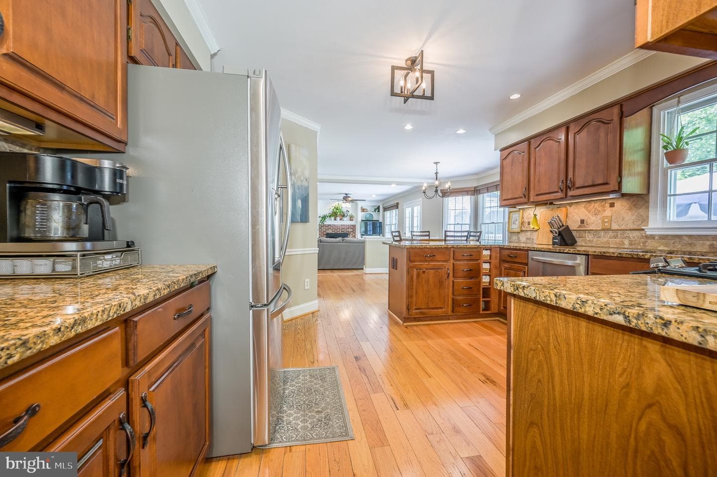 16087 Olmstead Lane photo 13