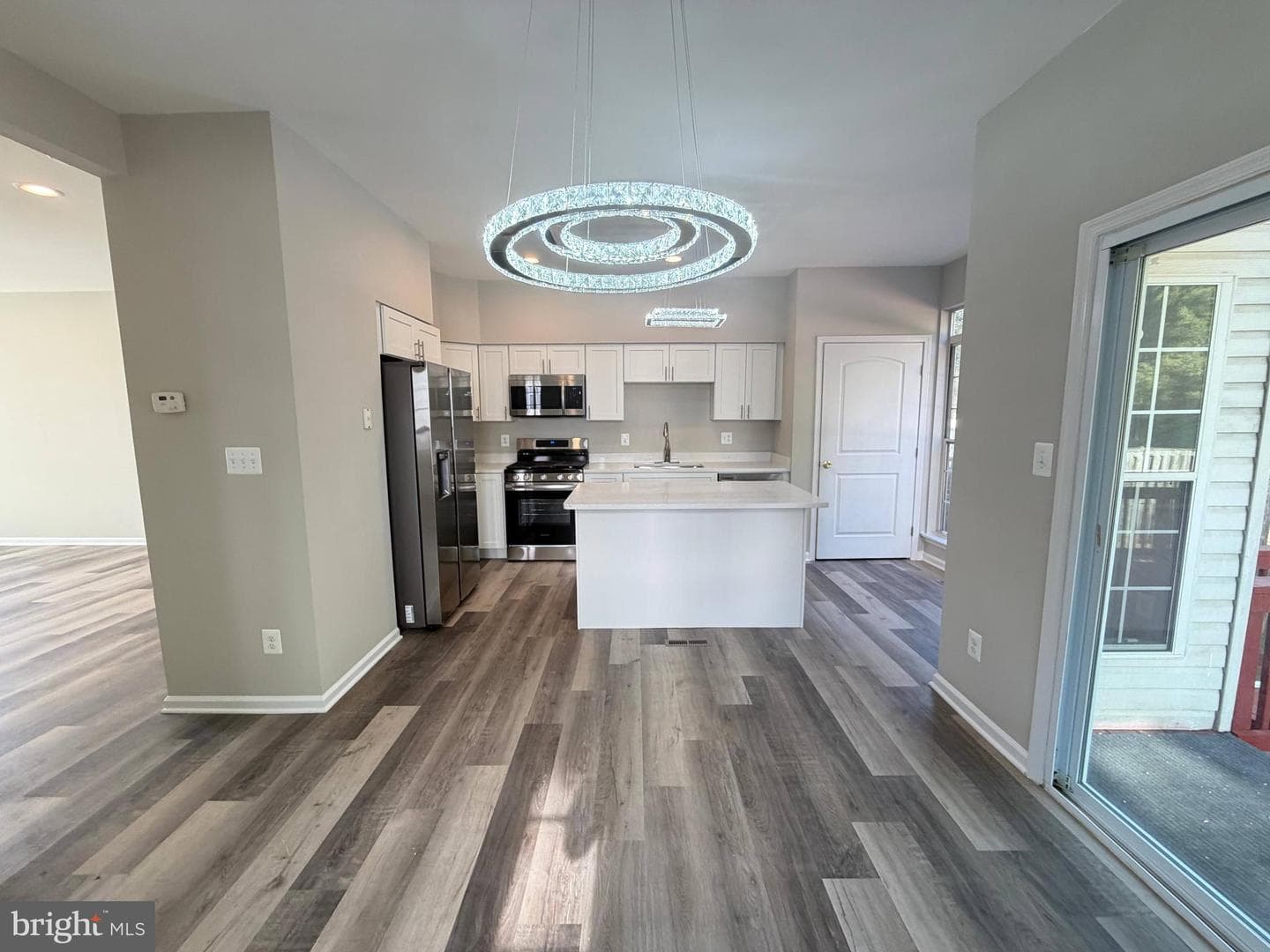 4206 Ashmere Circle photo 10