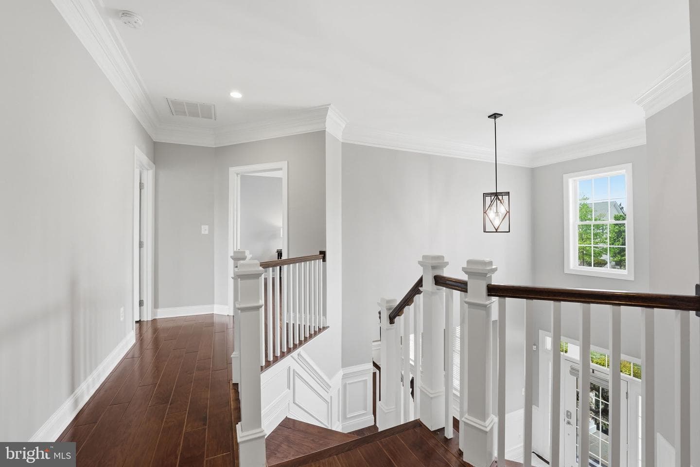 5853 Waterloo Bridge Circle photo 47