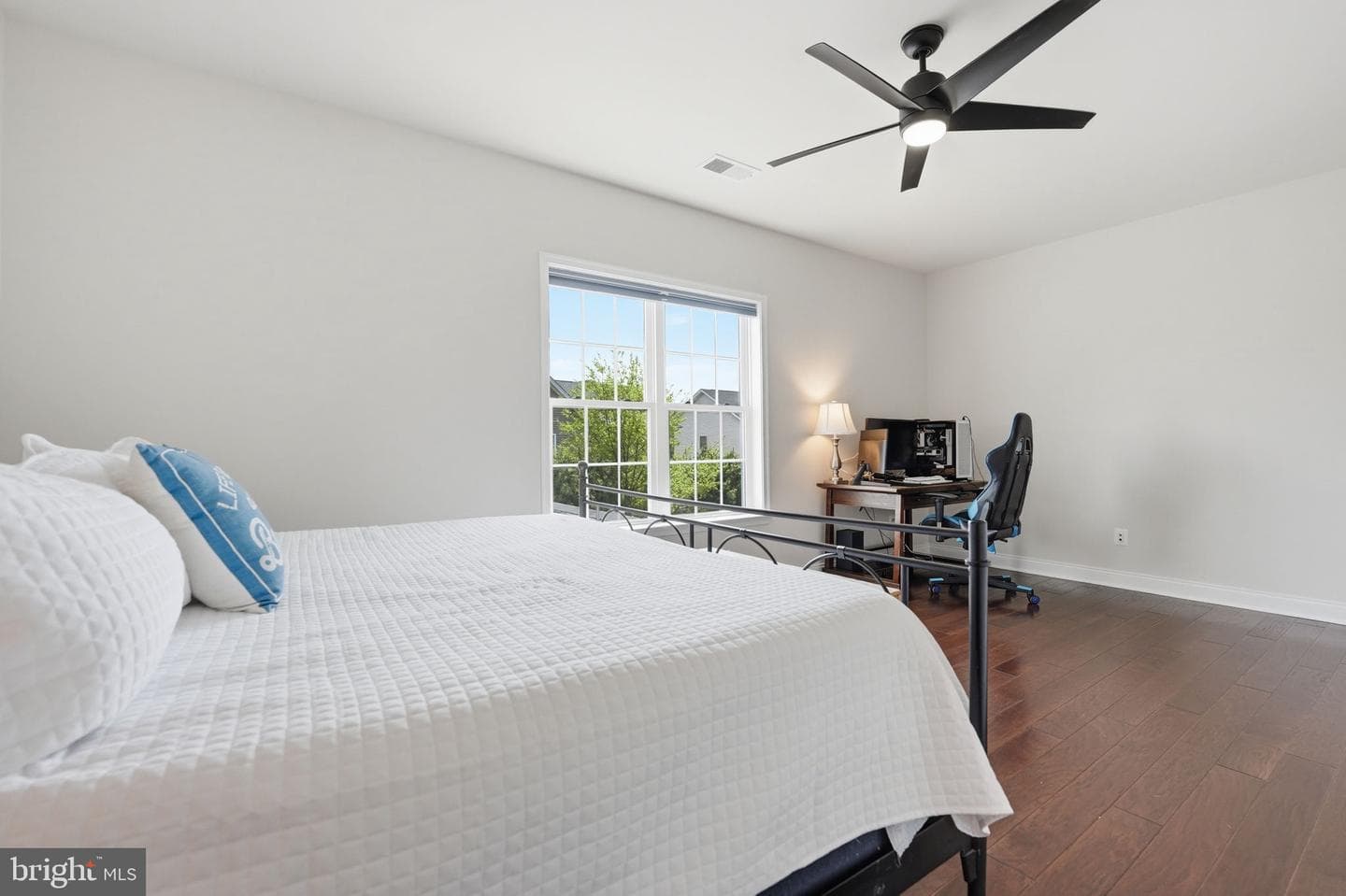 5853 Waterloo Bridge Circle photo 67