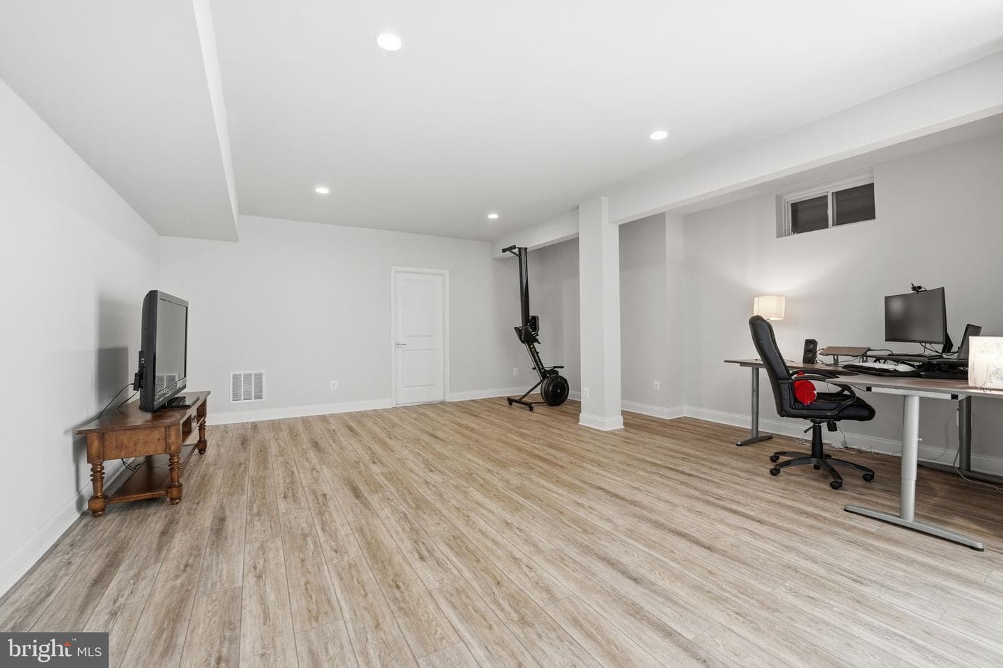5853 Waterloo Bridge Circle photo 75