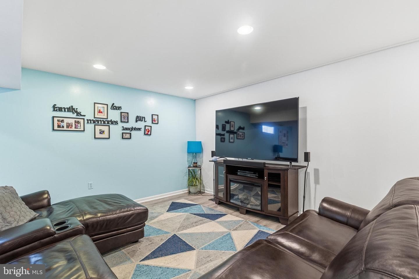 16040 Laconia Circle photo 16