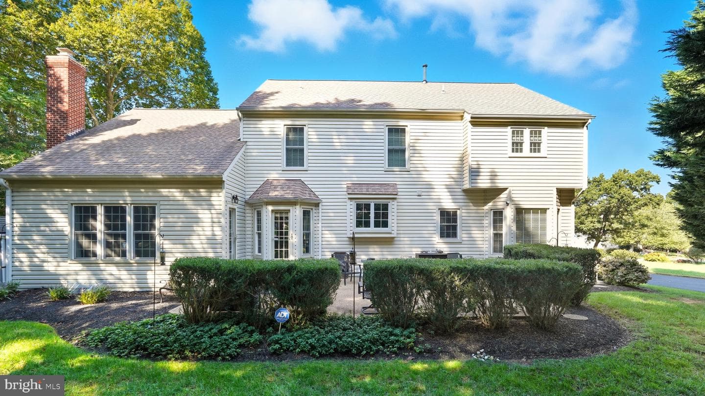 4281 Wiltshire Place photo 4