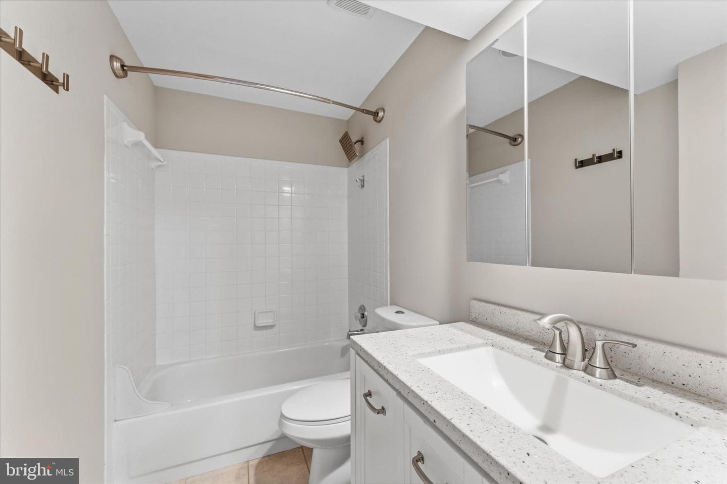 8047 Counselor Road photo 41