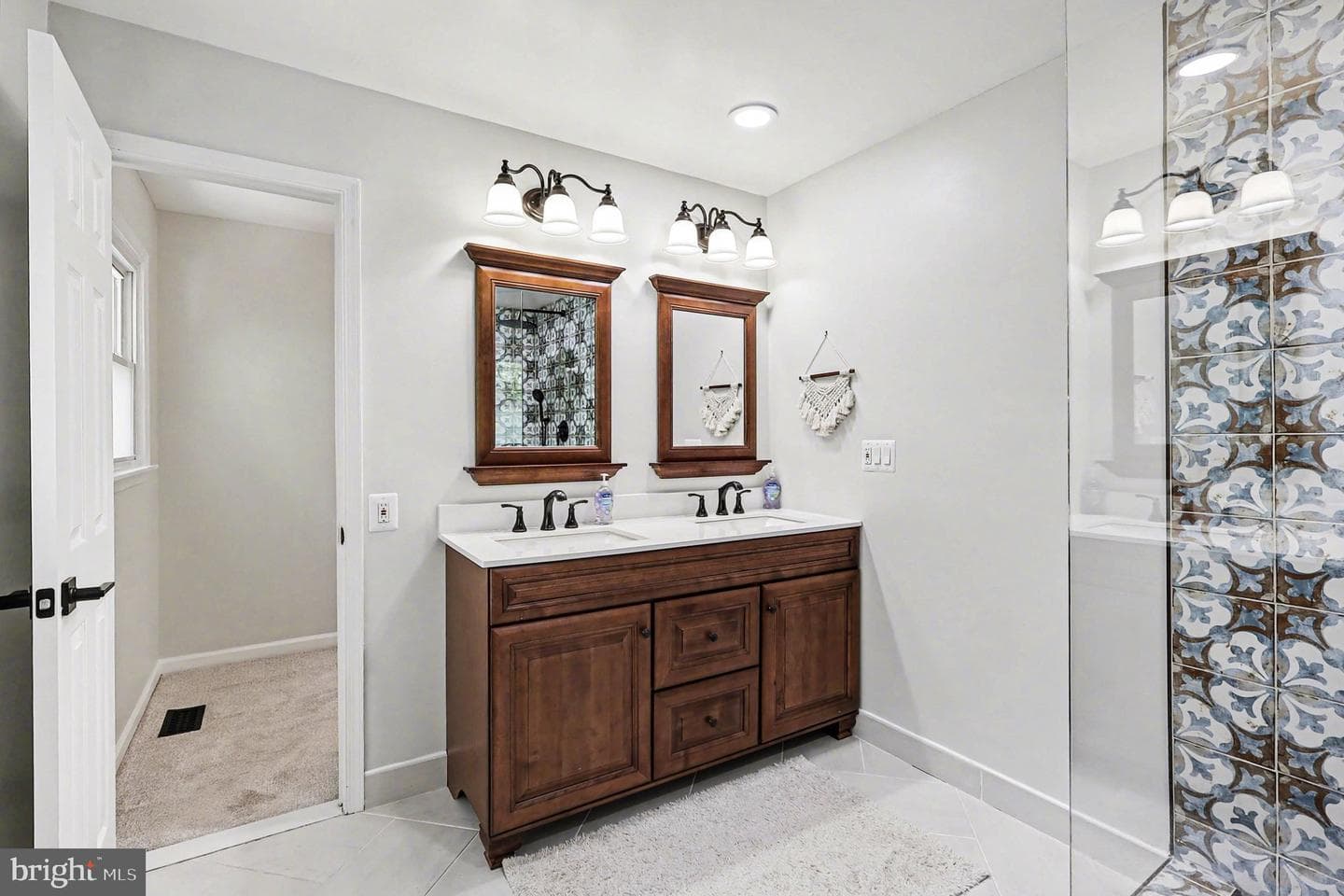13431 Carriage Hill Drive photo 22