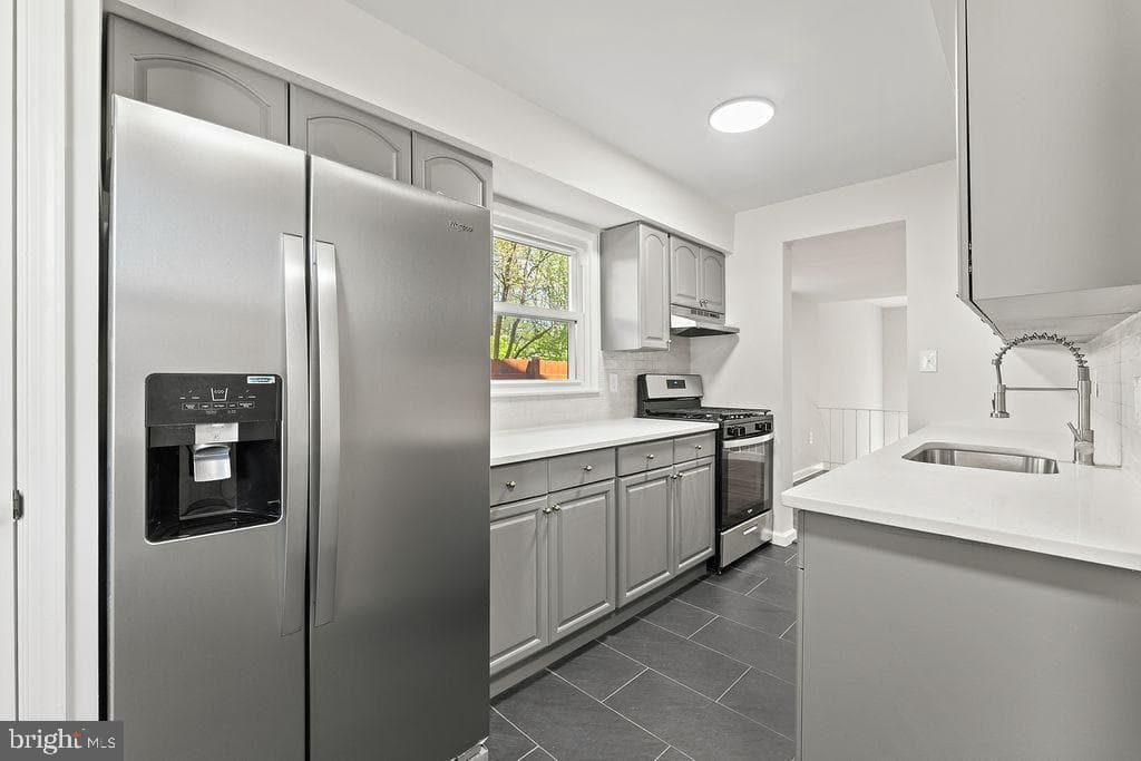 14724 Barksdale Street photo 8