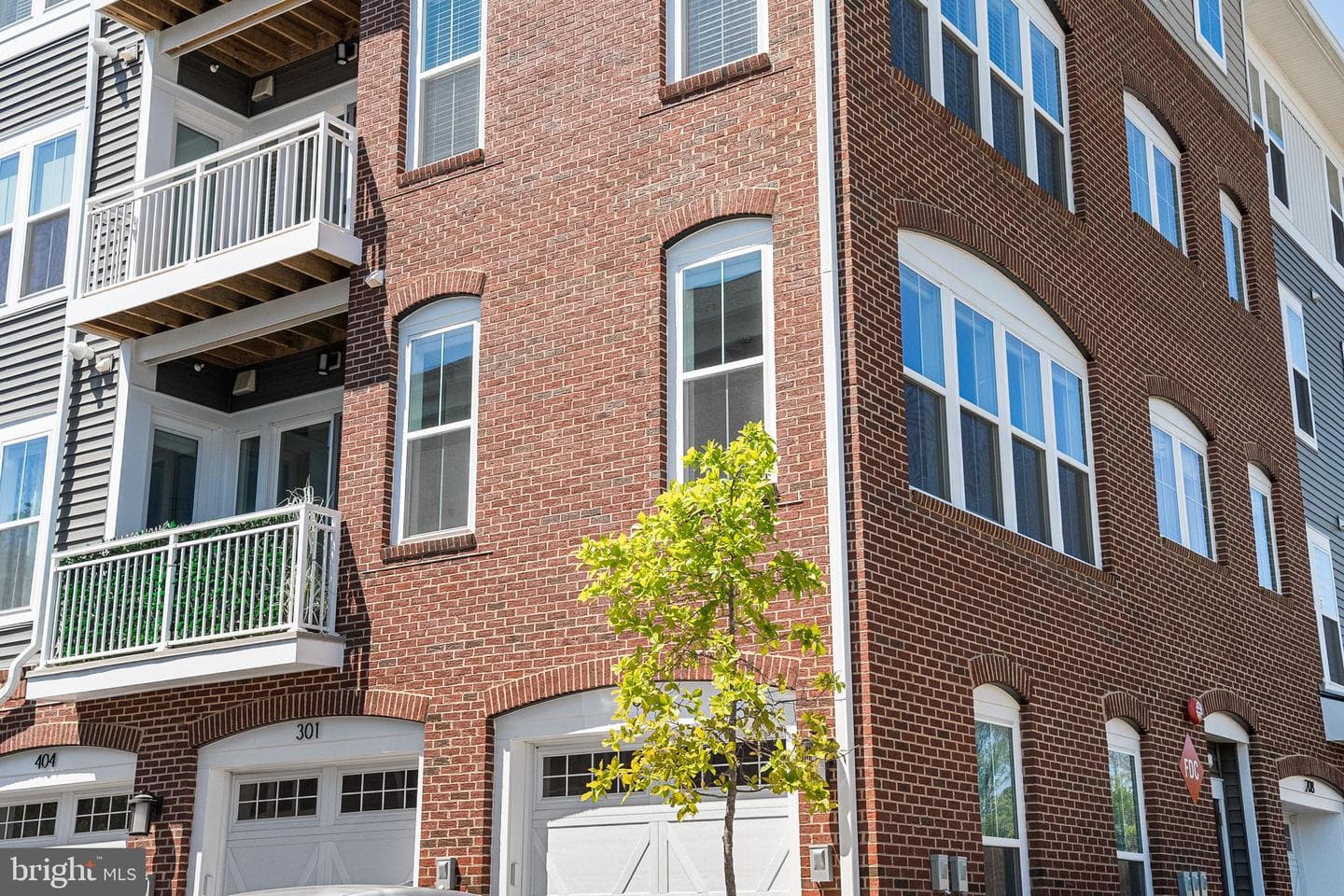 13950 Englefield Drive #202 photo 11