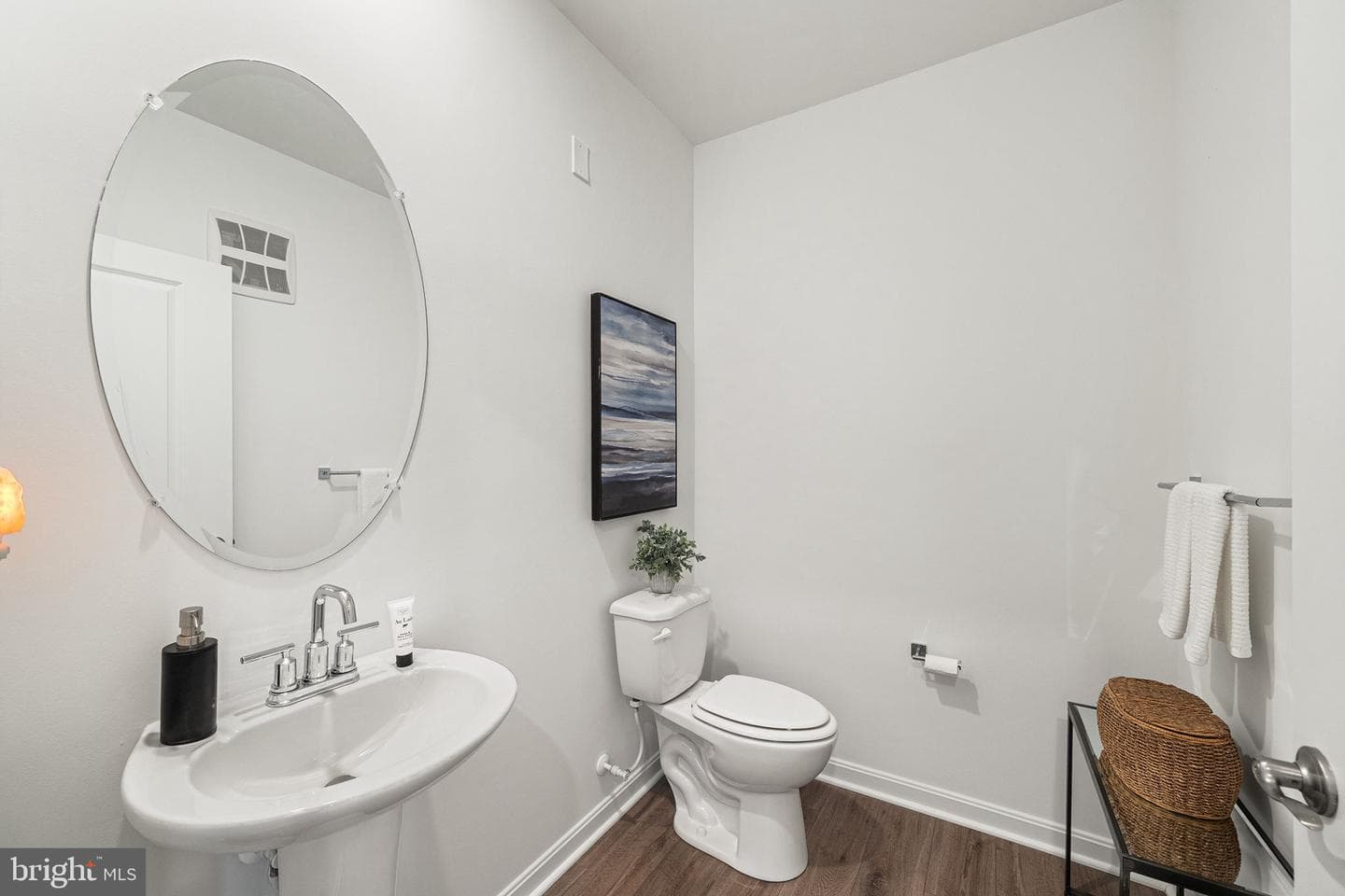 13950 Englefield Drive #202 photo 14