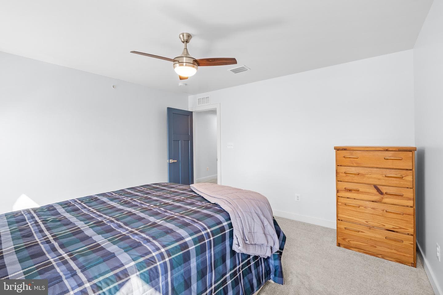 7483 Flag Point Court photo 35