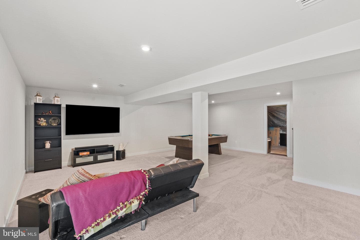 7483 Flag Point Court photo 43