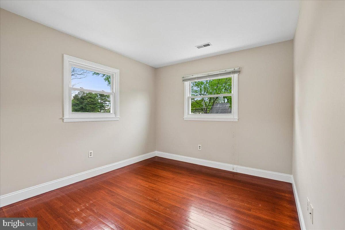 13919 Mathews Drive photo 19