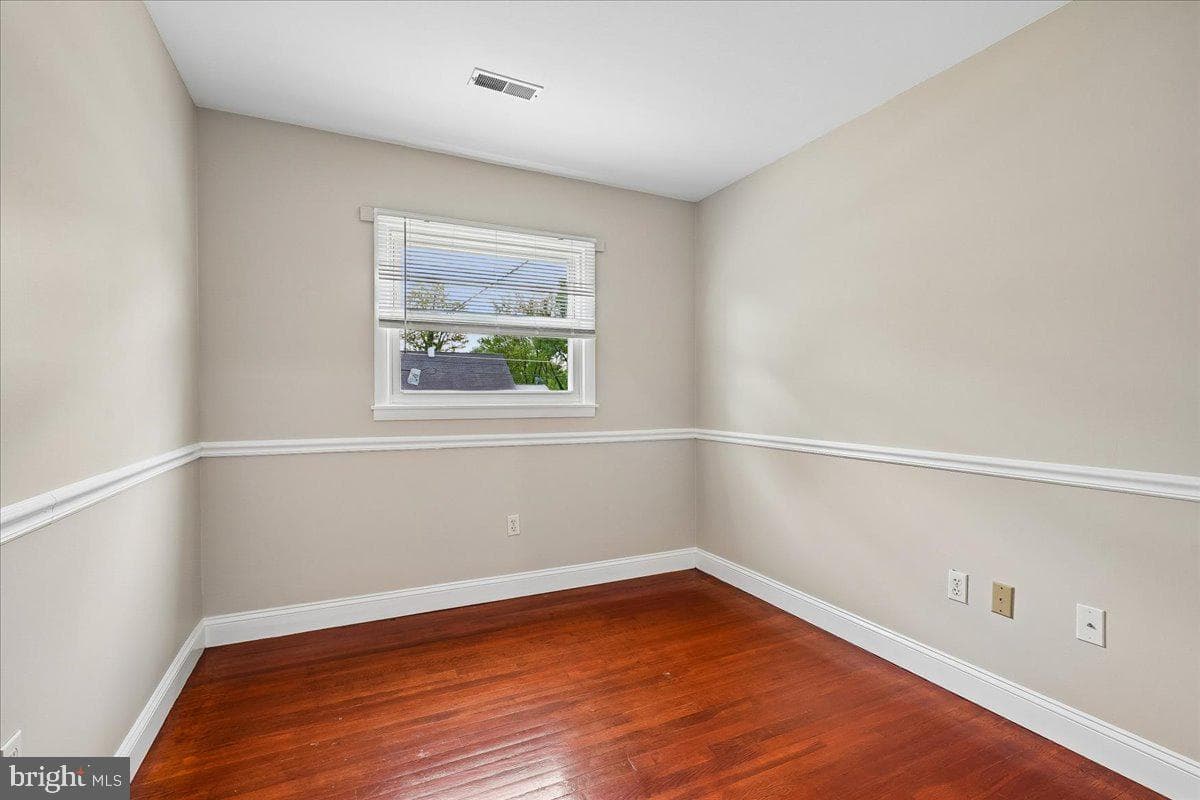 13919 Mathews Drive photo 21