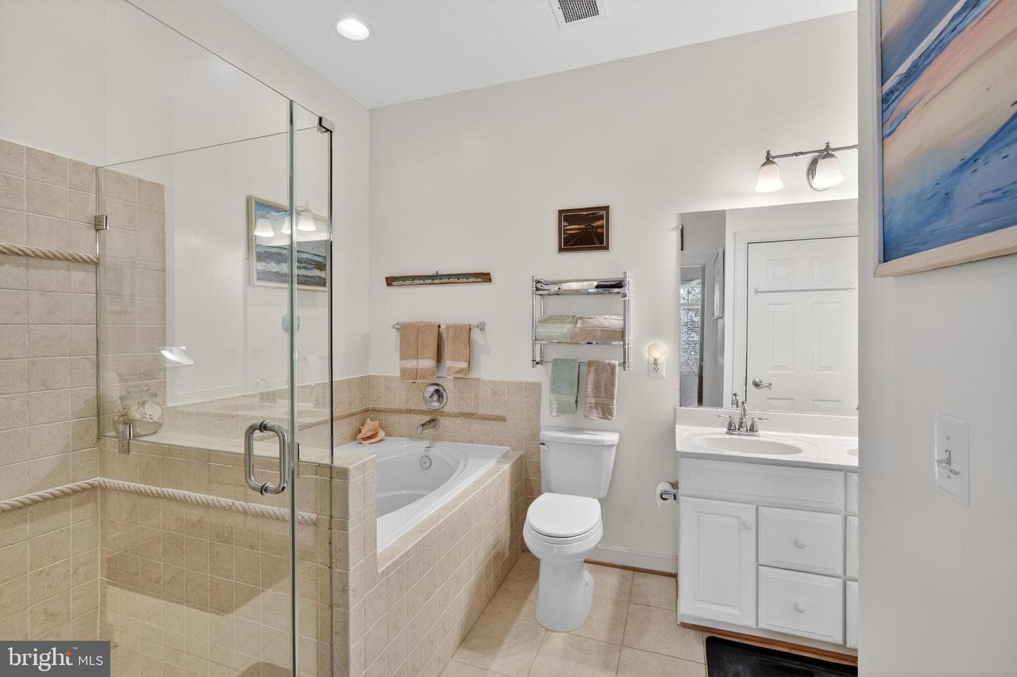 810 Belmont Bay Drive #302 photo 23