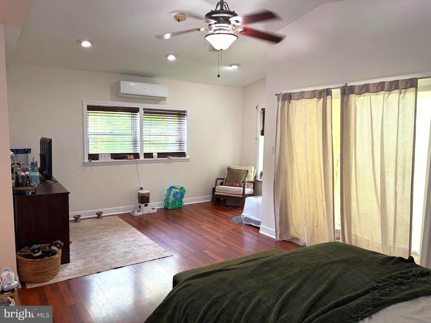 14303 Fairmont Court photo 9