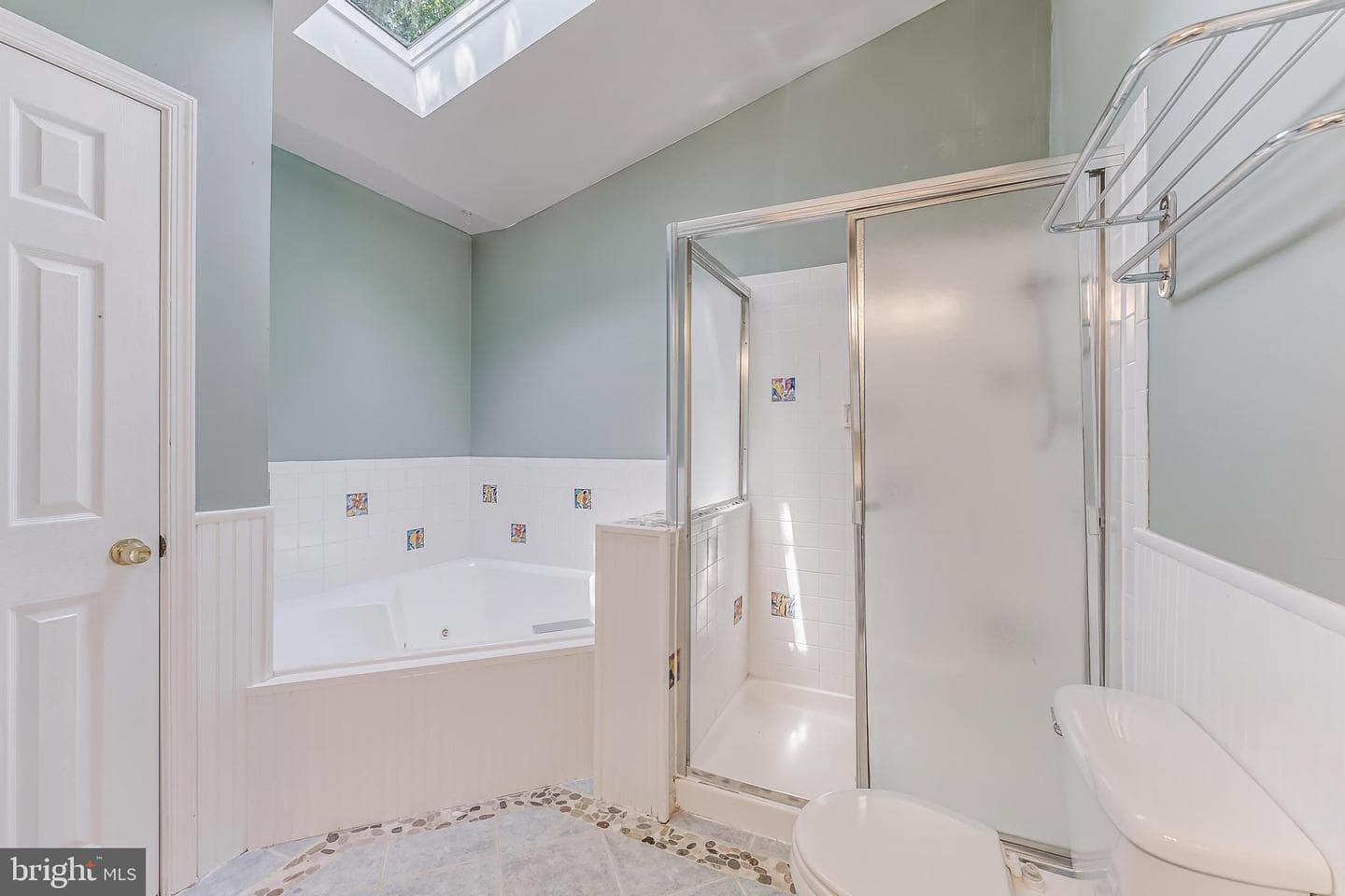 15045 Holleyside Drive photo 33