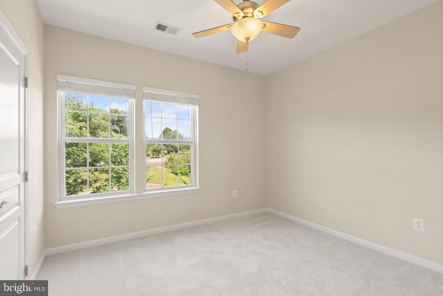 5484 Amberview Court photo 47