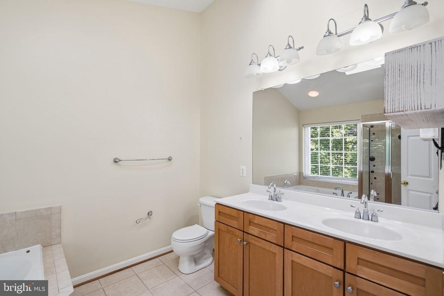 17572 Victoria Falls Drive photo 24