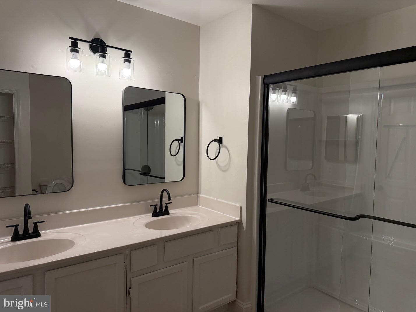 7859 Apache Ridge Court photo 18
