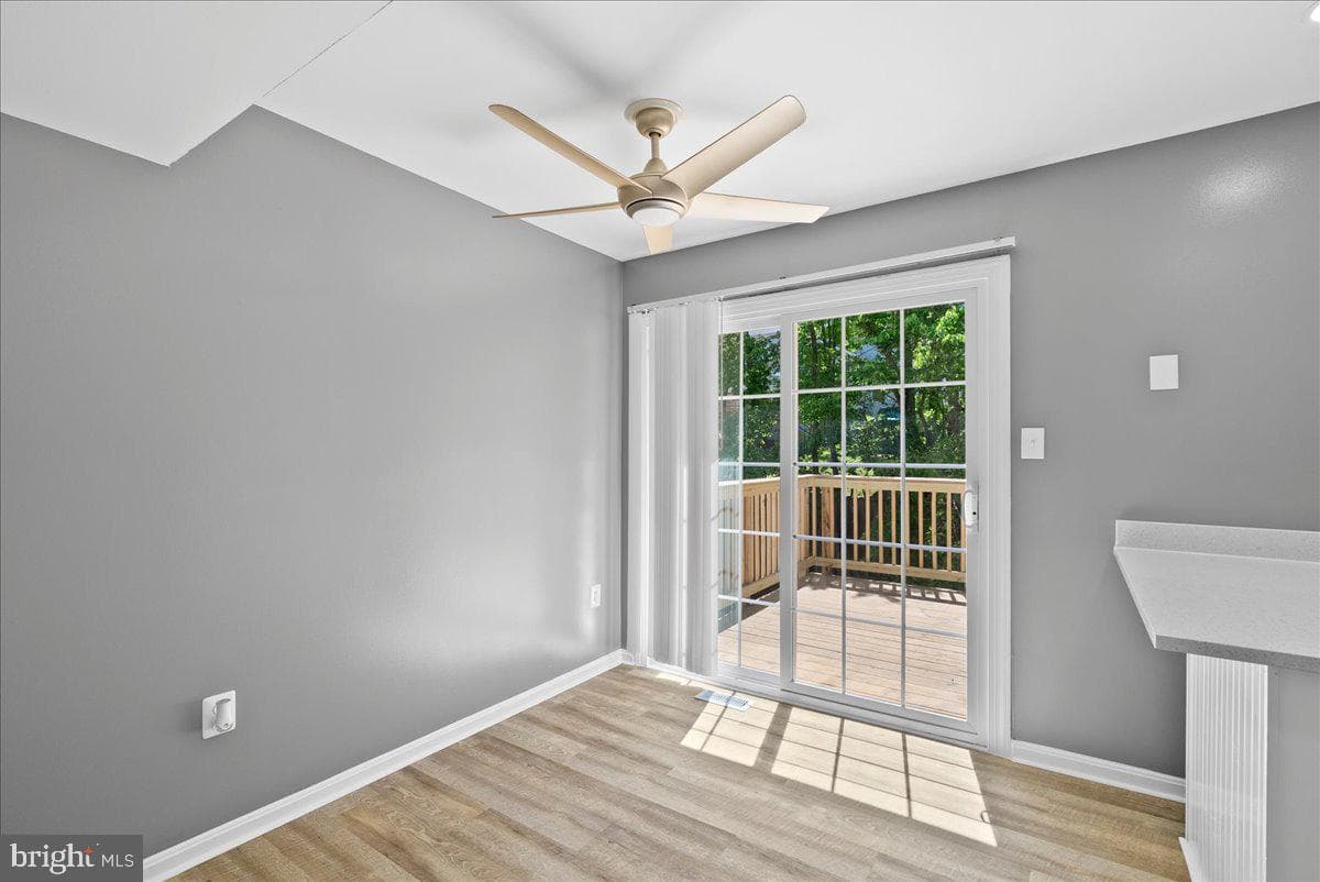 2839 Bowes Lane photo 8