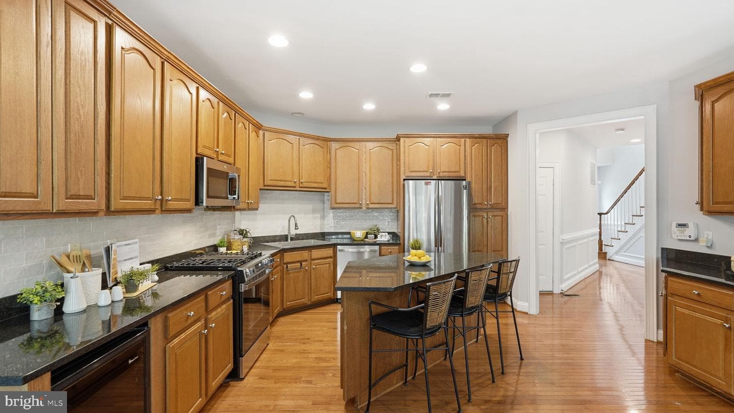 1819 Hyden Place photo 23