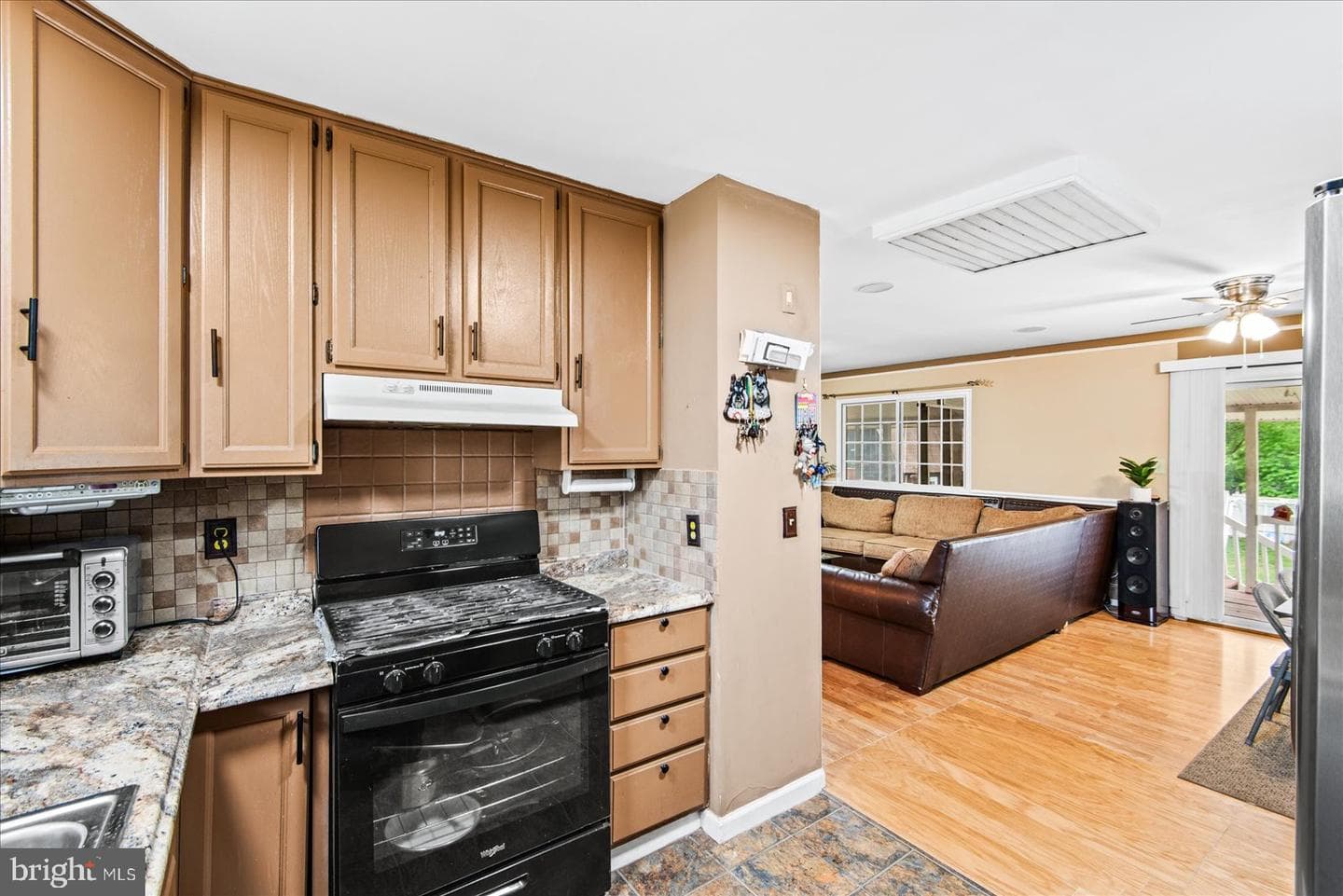 7986 Deward Court photo 11