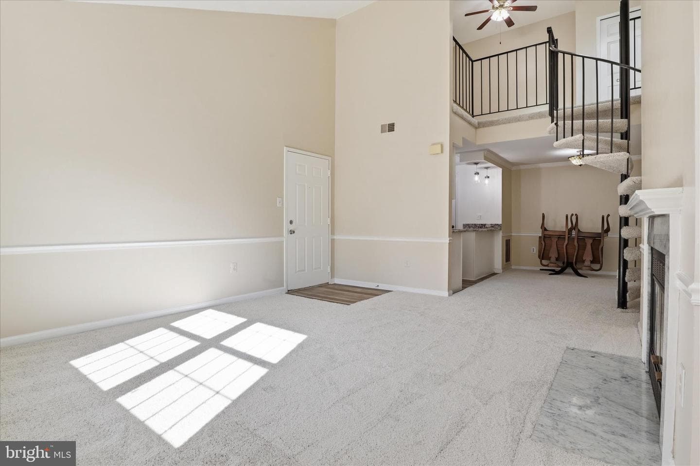 12318 Wadsworth Way photo 4