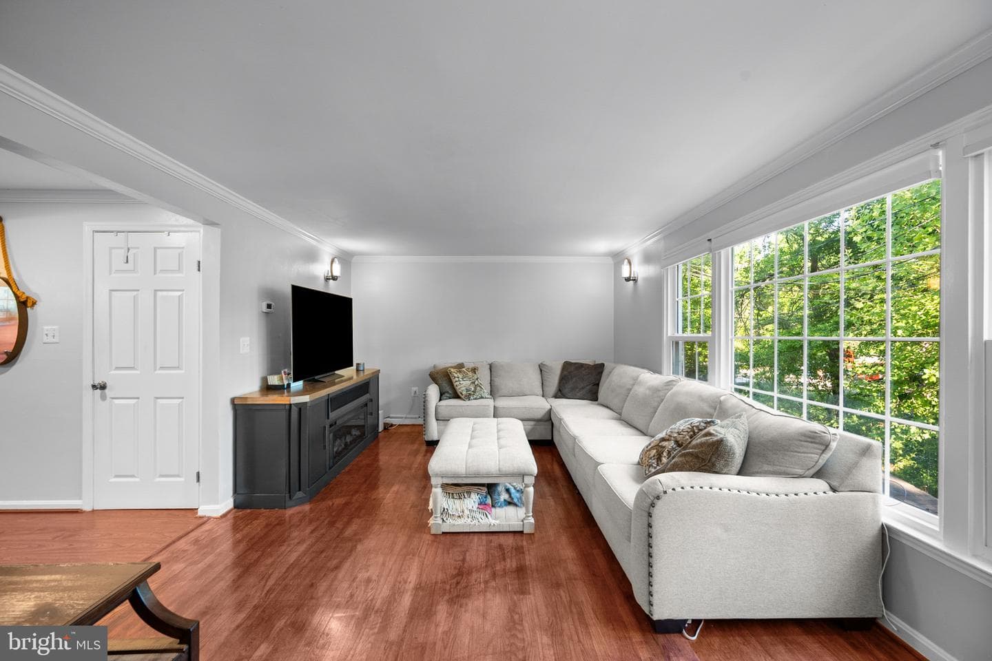 1430 Deerfield Lane photo 8