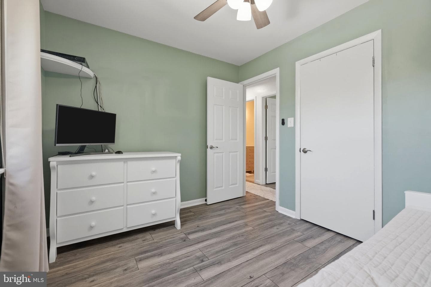 5307 Saphire Court photo 45