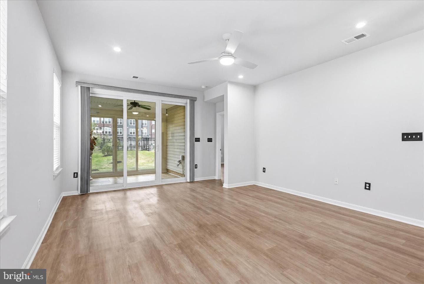 3664 Traford Lane photo 13