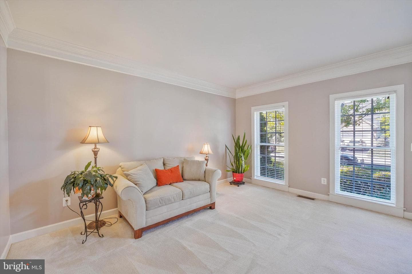 6519 Debhill Lane photo 10
