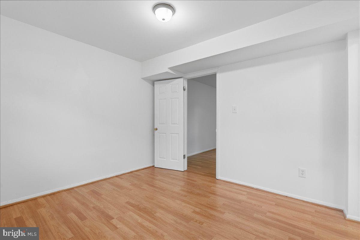 7987 Deward Court photo 33