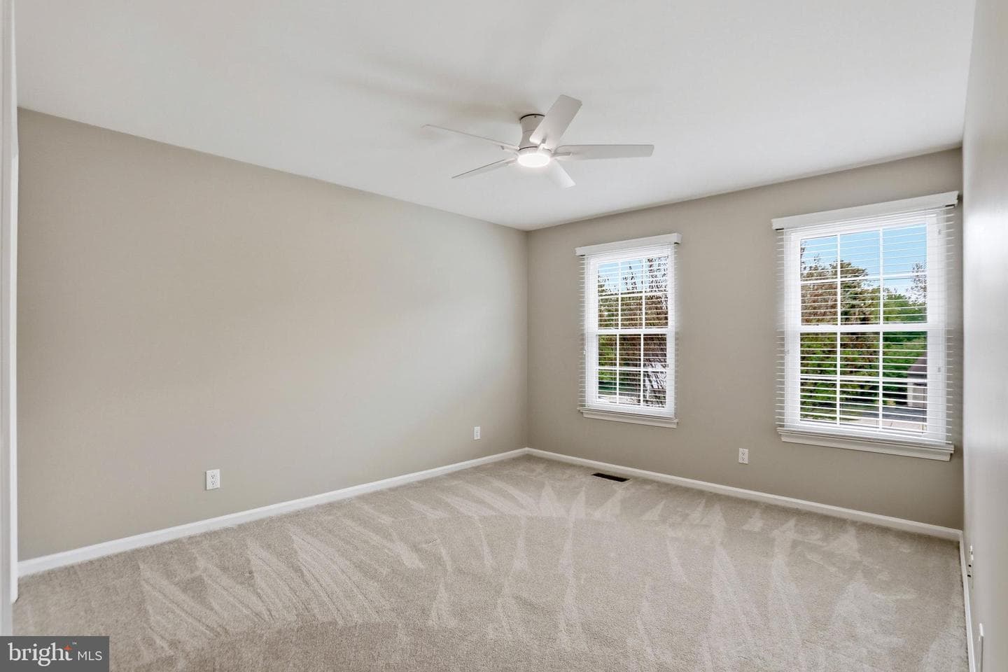 8007 Station Road photo 22