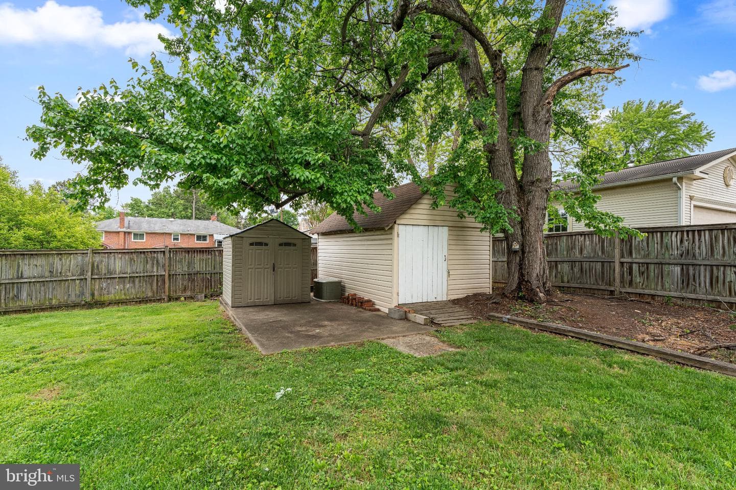 13406 Woodbridge Street photo 11
