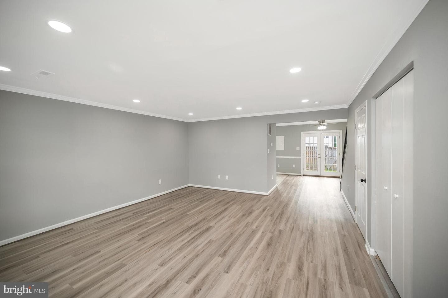 3634 Dahlgren Place photo 6