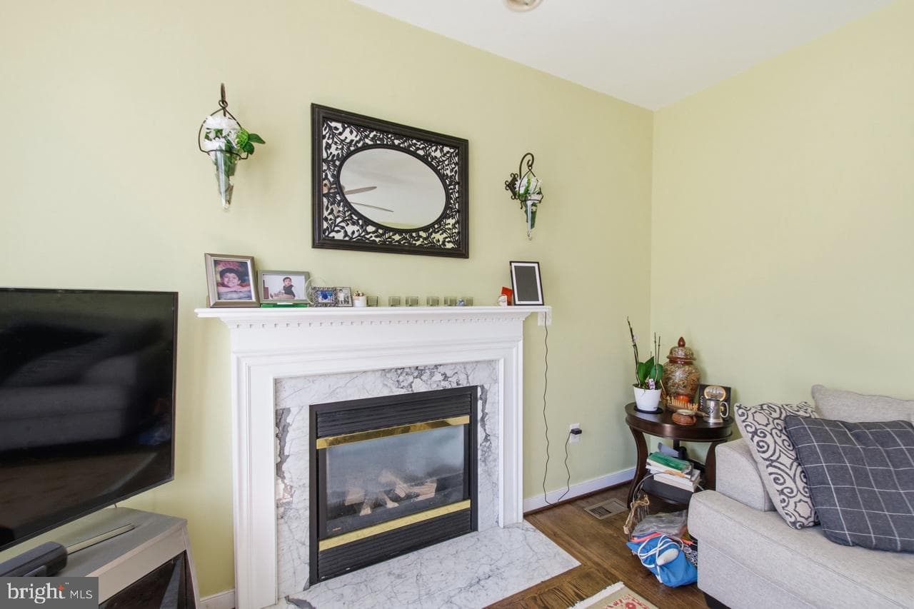 5667 Northton Court photo 11