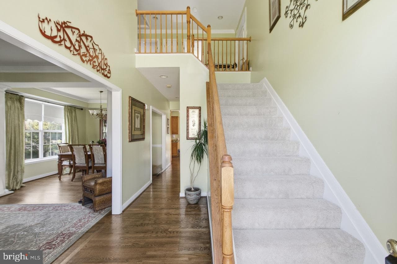 5667 Northton Court photo 3