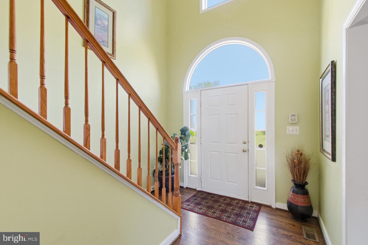 5667 Northton Court photo 4