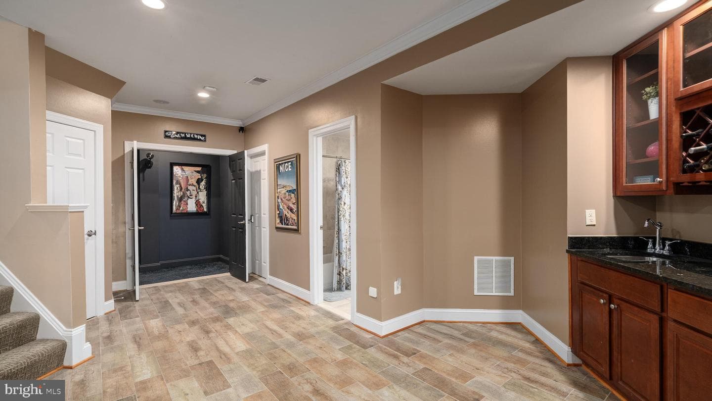 13128 Kahns Road photo 48